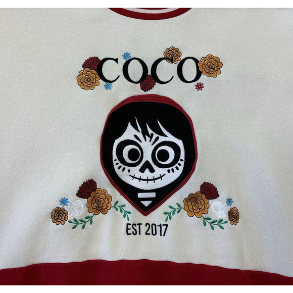 Disney Pixar Coco Sweatshirt Womens XS Oversized Embroidered‎ Crewneck - Picture 2 of 10